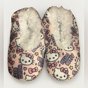 HELLO KITTY Sanrio Fuzzy fur slip on slippers Kids Girls size 11/12 house shoes